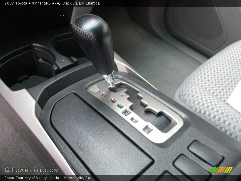 Black / Dark Charcoal 2007 Toyota 4Runner SR5 4x4