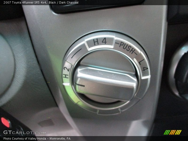 Black / Dark Charcoal 2007 Toyota 4Runner SR5 4x4