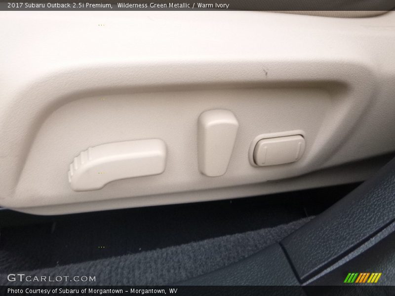 Wilderness Green Metallic / Warm Ivory 2017 Subaru Outback 2.5i Premium