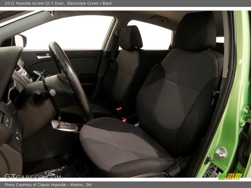 Electrolyte Green / Black 2013 Hyundai Accent GS 5 Door