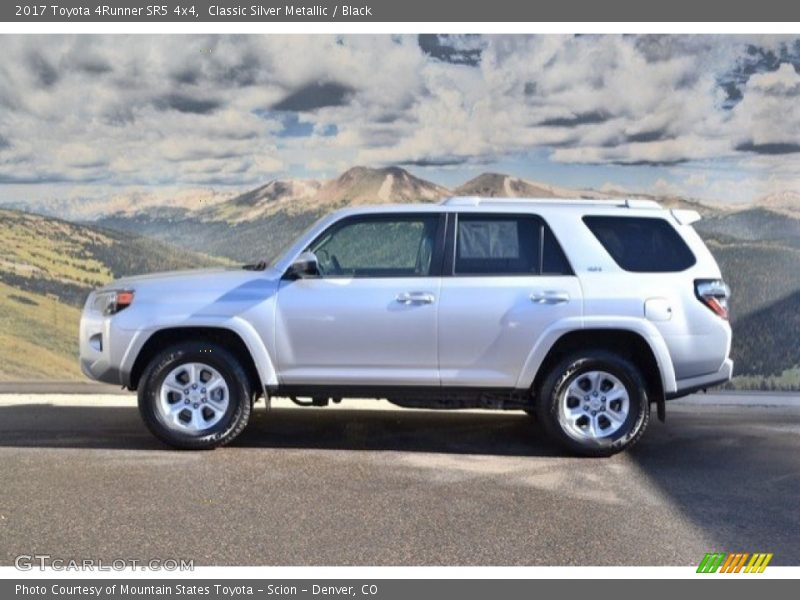 Classic Silver Metallic / Black 2017 Toyota 4Runner SR5 4x4