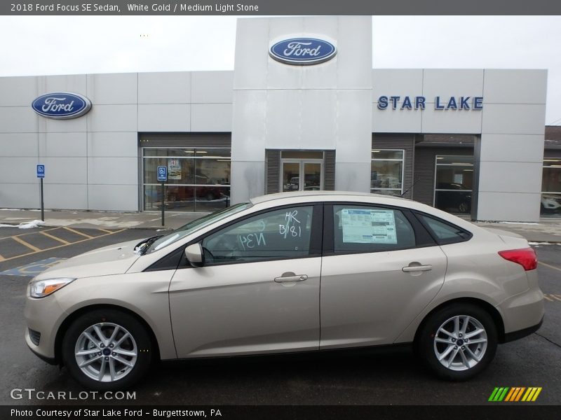 White Gold / Medium Light Stone 2018 Ford Focus SE Sedan