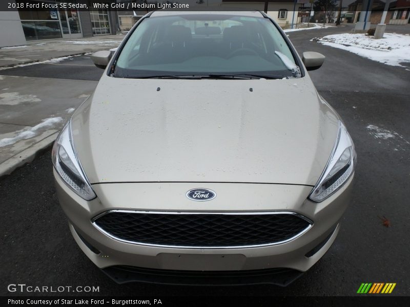 White Gold / Medium Light Stone 2018 Ford Focus SE Sedan