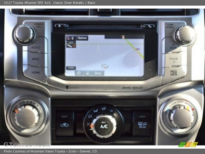 Classic Silver Metallic / Black 2017 Toyota 4Runner SR5 4x4