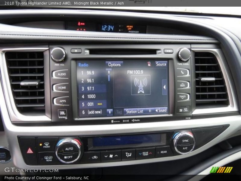 Midnight Black Metallic / Ash 2018 Toyota Highlander Limited AWD