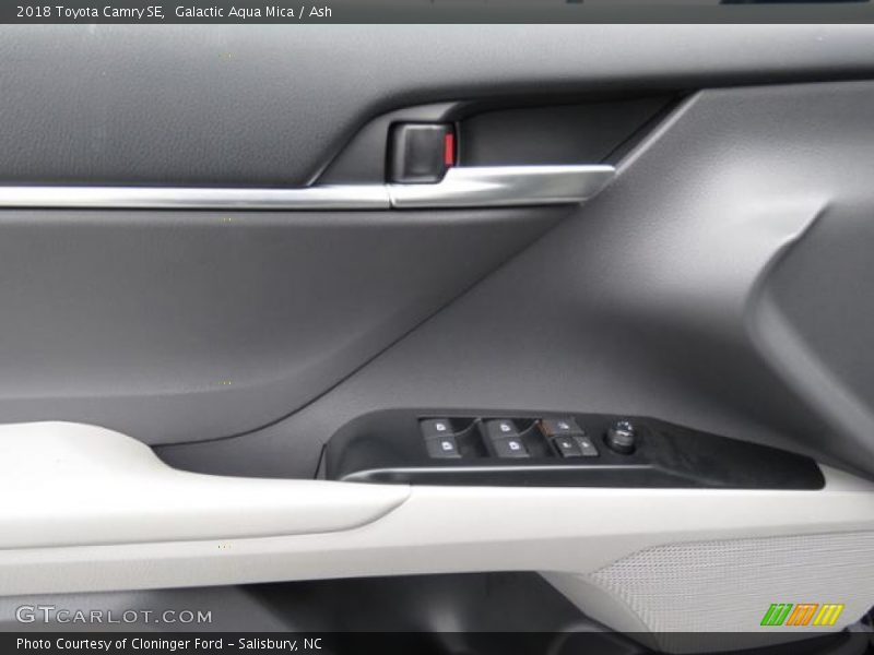 Galactic Aqua Mica / Ash 2018 Toyota Camry SE