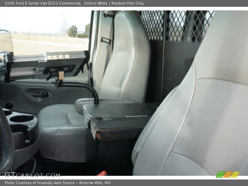Oxford White / Medium Flint Grey 2006 Ford E Series Van E250 Commercial