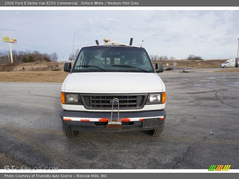Oxford White / Medium Flint Grey 2006 Ford E Series Van E250 Commercial
