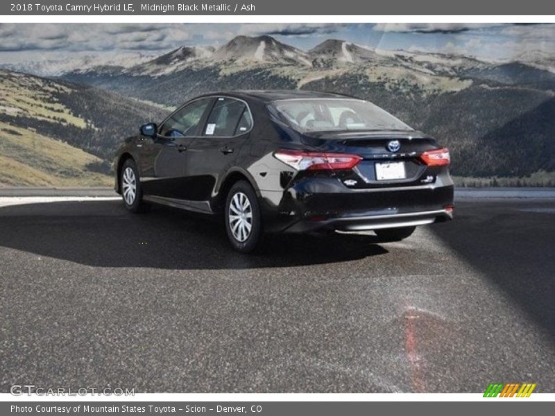 Midnight Black Metallic / Ash 2018 Toyota Camry Hybrid LE