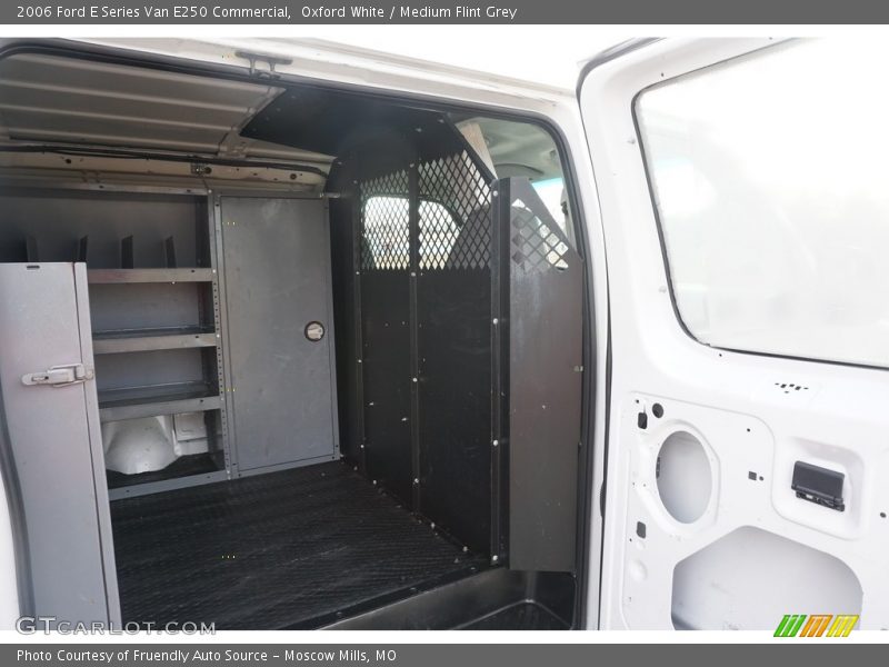 Oxford White / Medium Flint Grey 2006 Ford E Series Van E250 Commercial