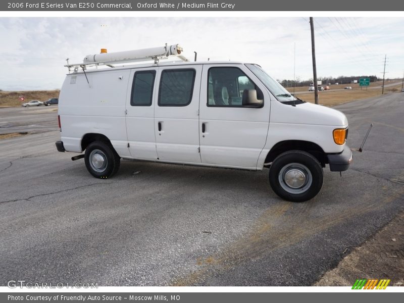 Oxford White / Medium Flint Grey 2006 Ford E Series Van E250 Commercial