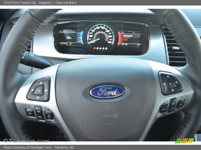 Magnetic / Charcoal Black 2018 Ford Taurus SEL