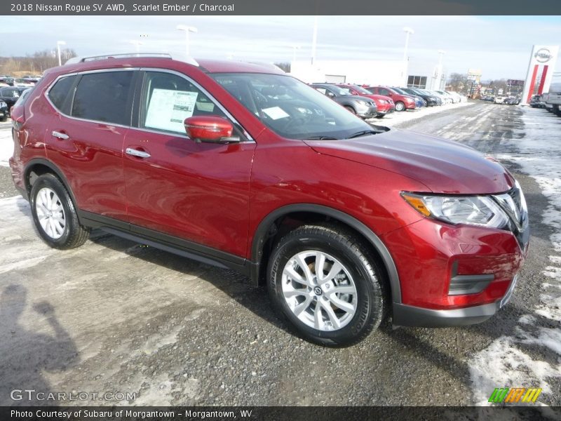 Scarlet Ember / Charcoal 2018 Nissan Rogue SV AWD