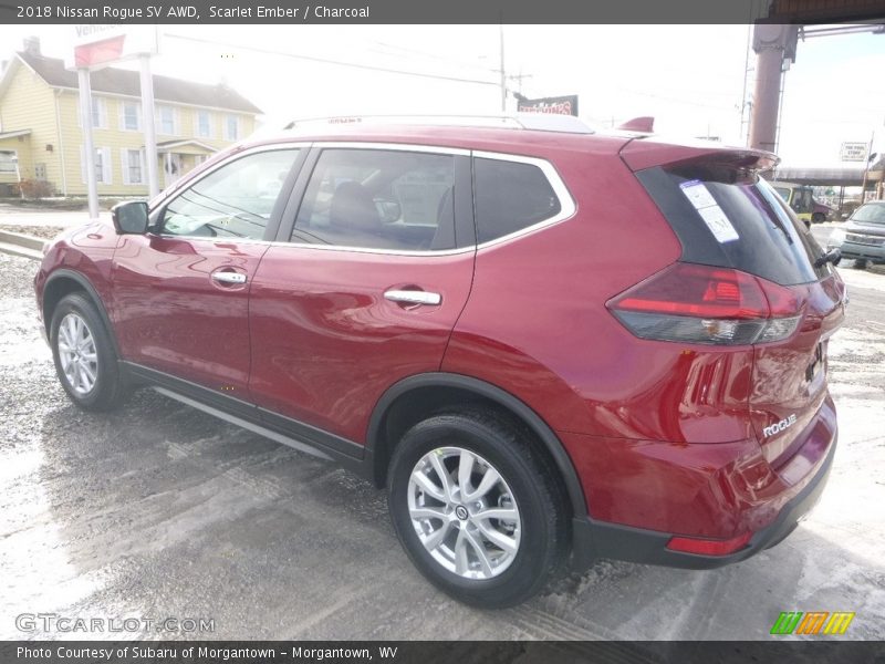 Scarlet Ember / Charcoal 2018 Nissan Rogue SV AWD