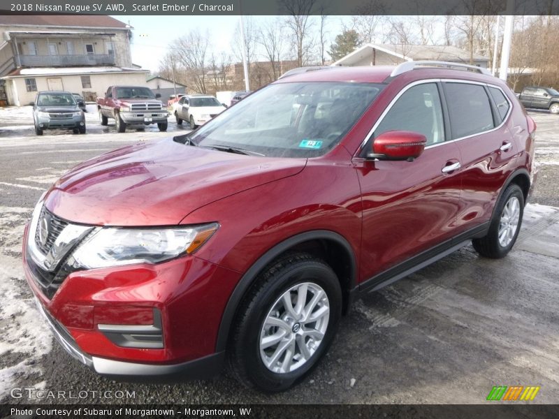 Scarlet Ember / Charcoal 2018 Nissan Rogue SV AWD