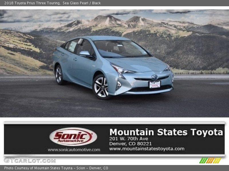 Sea Glass Pearl / Black 2018 Toyota Prius Three Touring