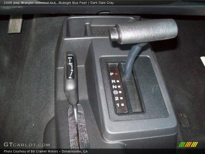 Midnight Blue Pearl / Dark Slate Gray 2006 Jeep Wrangler Unlimited 4x4
