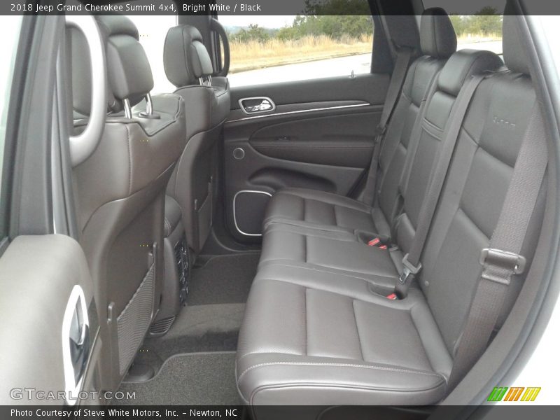 Rear Seat of 2018 Grand Cherokee Summit 4x4