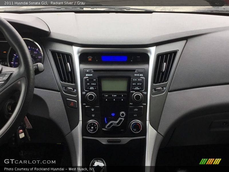 Radiant Silver / Gray 2011 Hyundai Sonata GLS