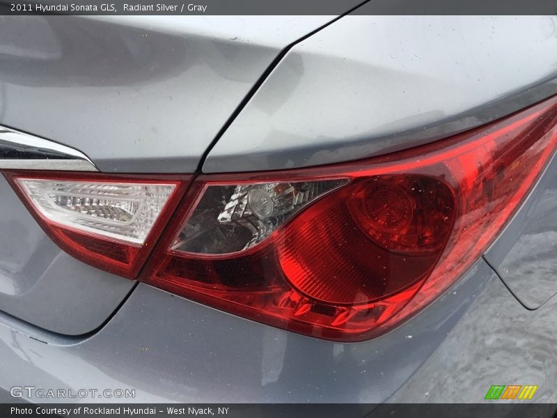 Radiant Silver / Gray 2011 Hyundai Sonata GLS