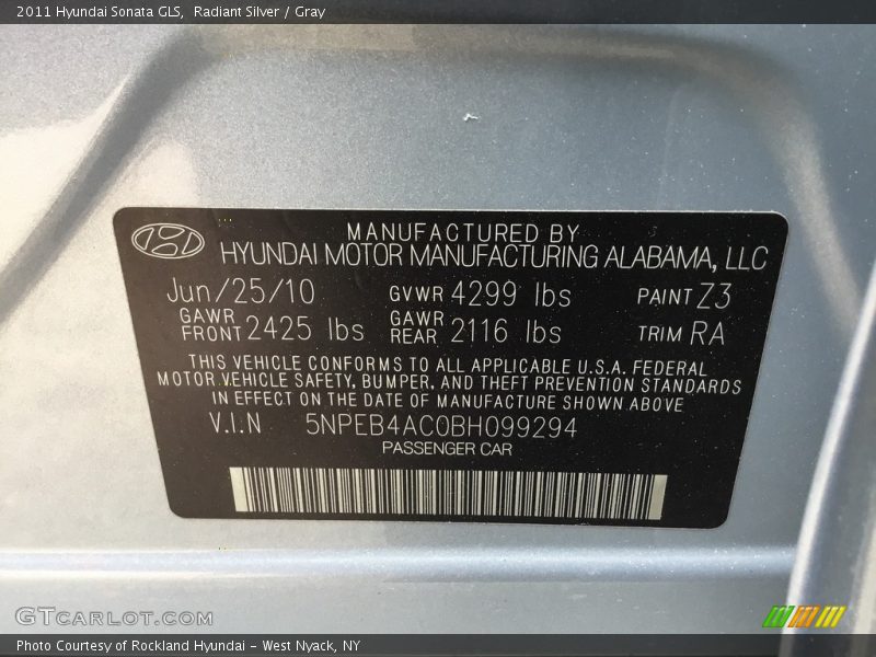 Radiant Silver / Gray 2011 Hyundai Sonata GLS