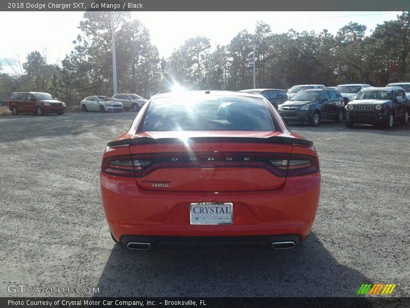 Go Mango / Black 2018 Dodge Charger SXT