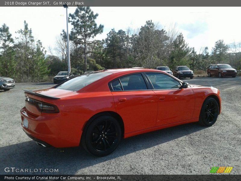 Go Mango / Black 2018 Dodge Charger SXT