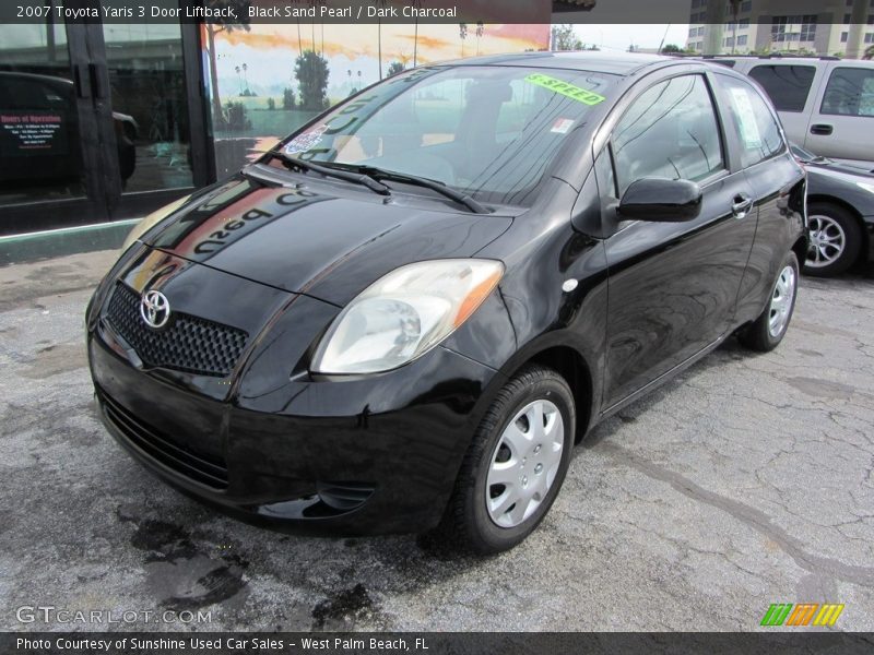 Black Sand Pearl / Dark Charcoal 2007 Toyota Yaris 3 Door Liftback
