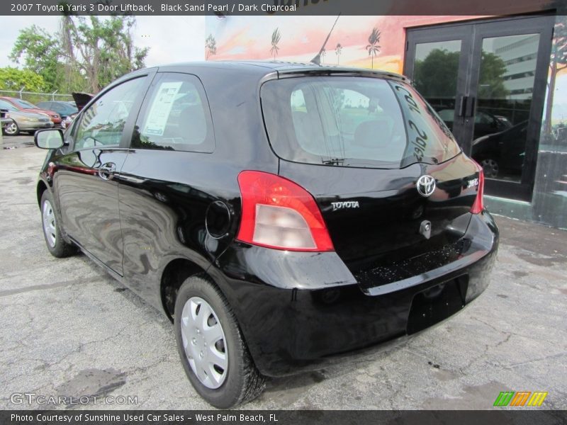 Black Sand Pearl / Dark Charcoal 2007 Toyota Yaris 3 Door Liftback