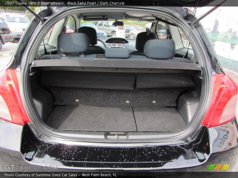 Black Sand Pearl / Dark Charcoal 2007 Toyota Yaris 3 Door Liftback