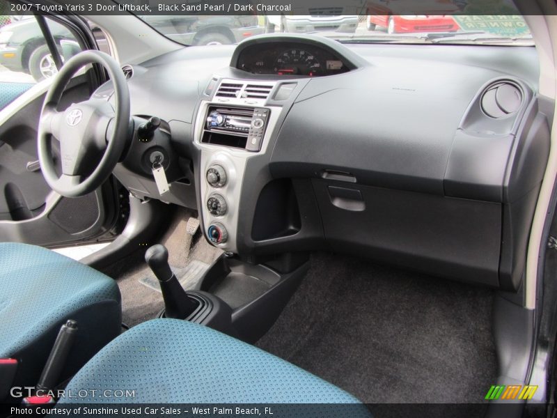 Black Sand Pearl / Dark Charcoal 2007 Toyota Yaris 3 Door Liftback