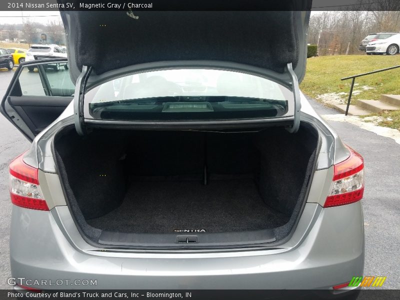 Magnetic Gray / Charcoal 2014 Nissan Sentra SV