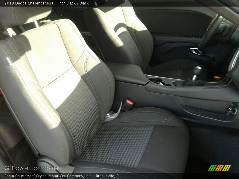 Pitch Black / Black 2018 Dodge Challenger R/T