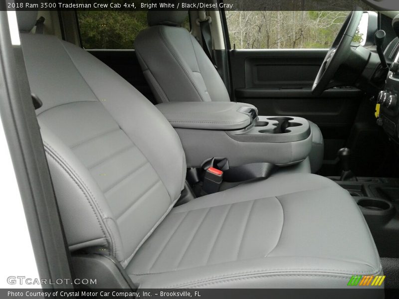 Bright White / Black/Diesel Gray 2018 Ram 3500 Tradesman Crew Cab 4x4