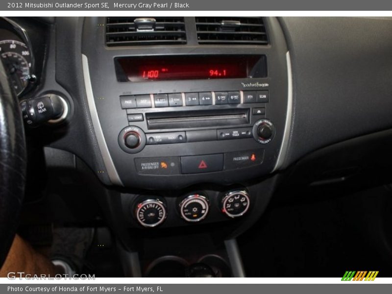 Mercury Gray Pearl / Black 2012 Mitsubishi Outlander Sport SE