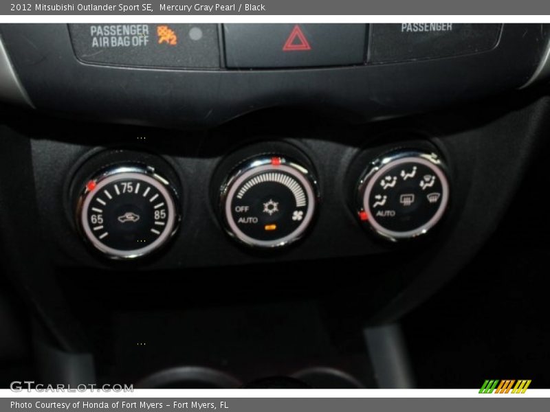 Mercury Gray Pearl / Black 2012 Mitsubishi Outlander Sport SE