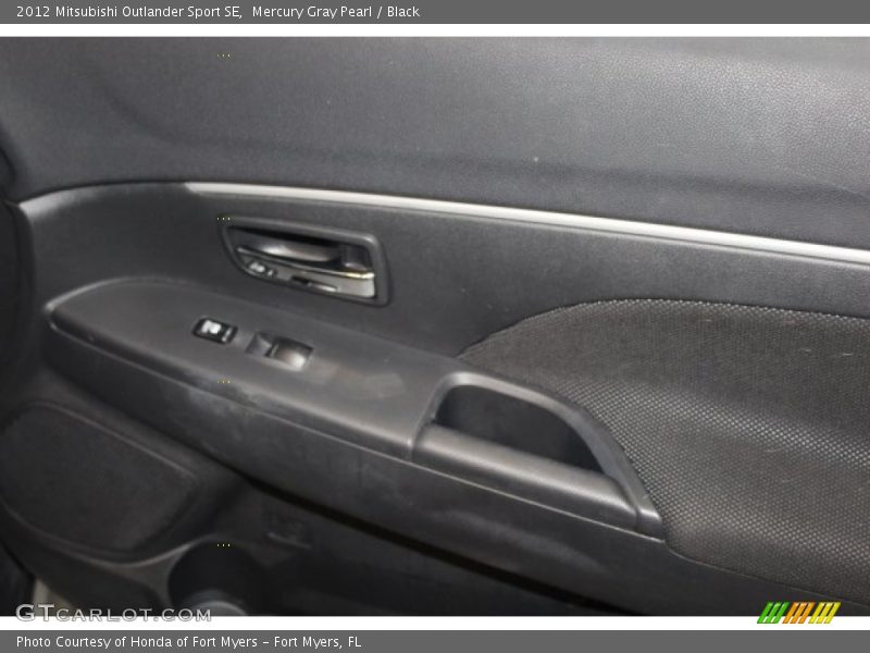 Mercury Gray Pearl / Black 2012 Mitsubishi Outlander Sport SE