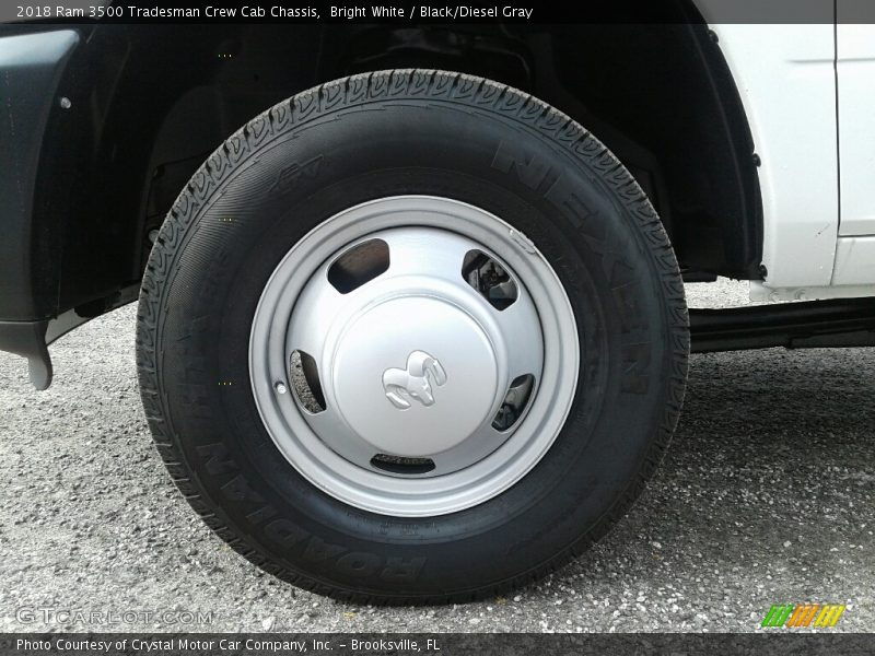 Bright White / Black/Diesel Gray 2018 Ram 3500 Tradesman Crew Cab Chassis