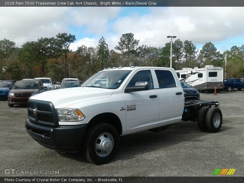Front 3/4 View of 2018 3500 Tradesman Crew Cab 4x4 Chassis