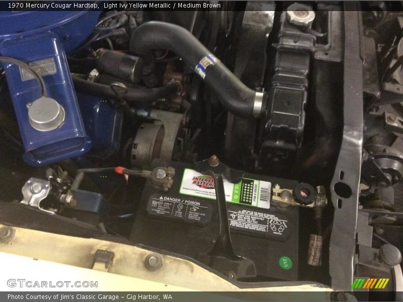 Light Ivy Yellow Metallic / Medium Brown 1970 Mercury Cougar Hardtop