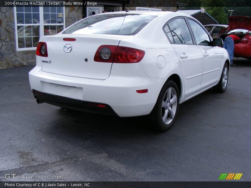 Rally White / Beige 2004 Mazda MAZDA3 i Sedan