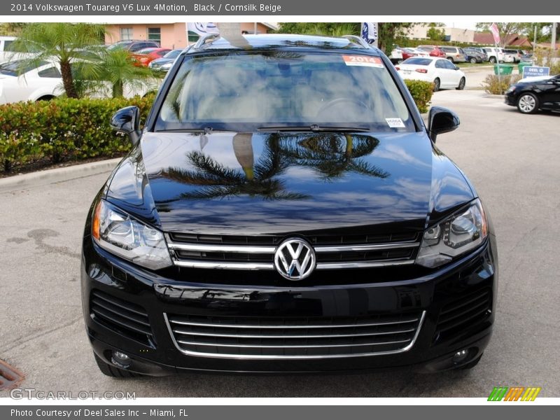Black / Cornsilk Beige 2014 Volkswagen Touareg V6 Lux 4Motion