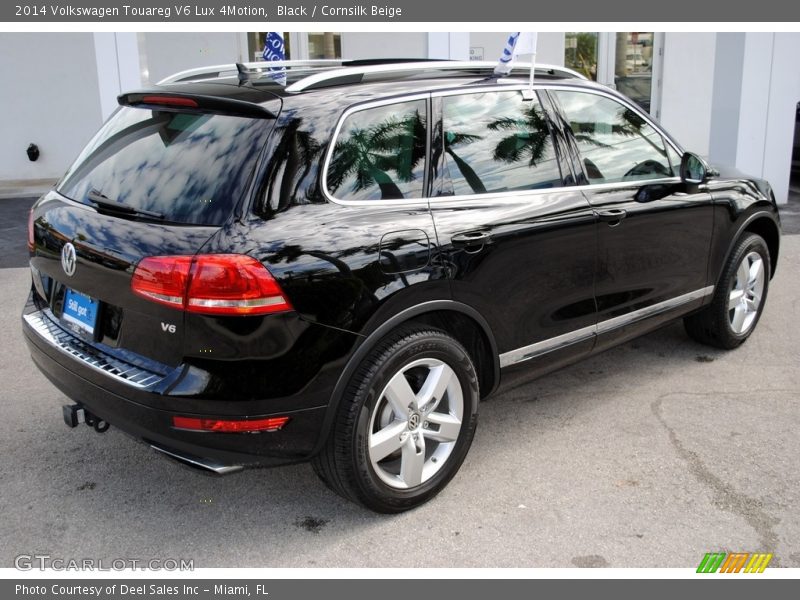 Black / Cornsilk Beige 2014 Volkswagen Touareg V6 Lux 4Motion