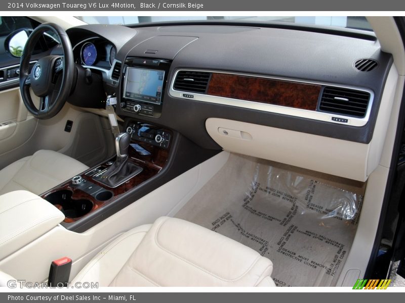 Black / Cornsilk Beige 2014 Volkswagen Touareg V6 Lux 4Motion