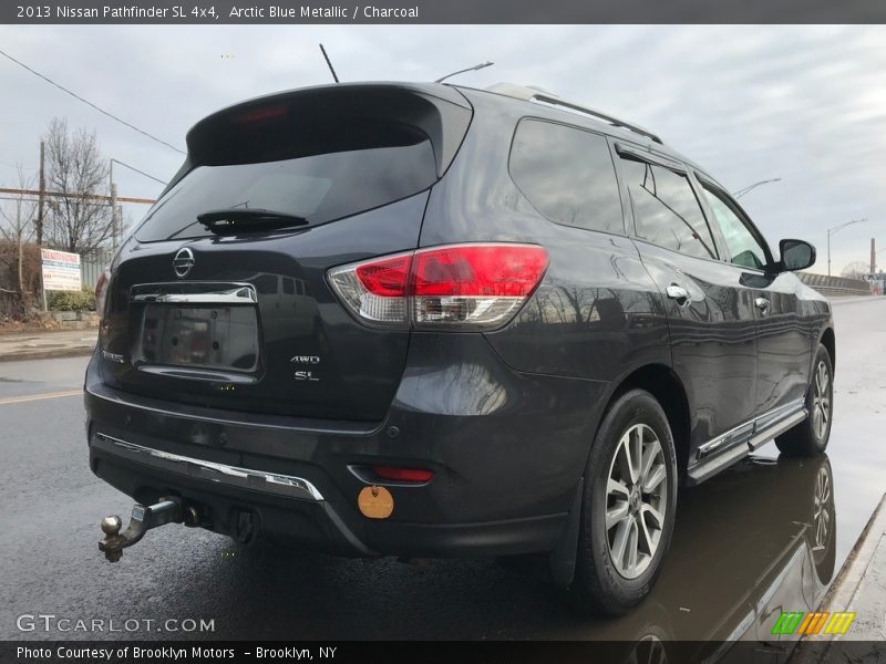 Arctic Blue Metallic / Charcoal 2013 Nissan Pathfinder SL 4x4
