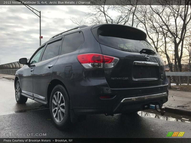 Arctic Blue Metallic / Charcoal 2013 Nissan Pathfinder SL 4x4