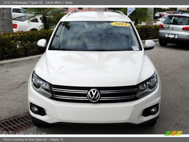 Candy White / Beige 2012 Volkswagen Tiguan SE