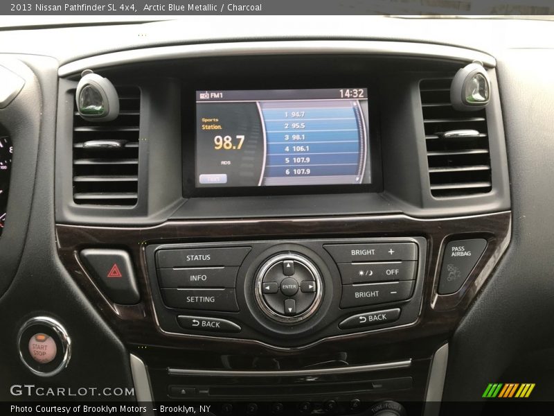 Arctic Blue Metallic / Charcoal 2013 Nissan Pathfinder SL 4x4