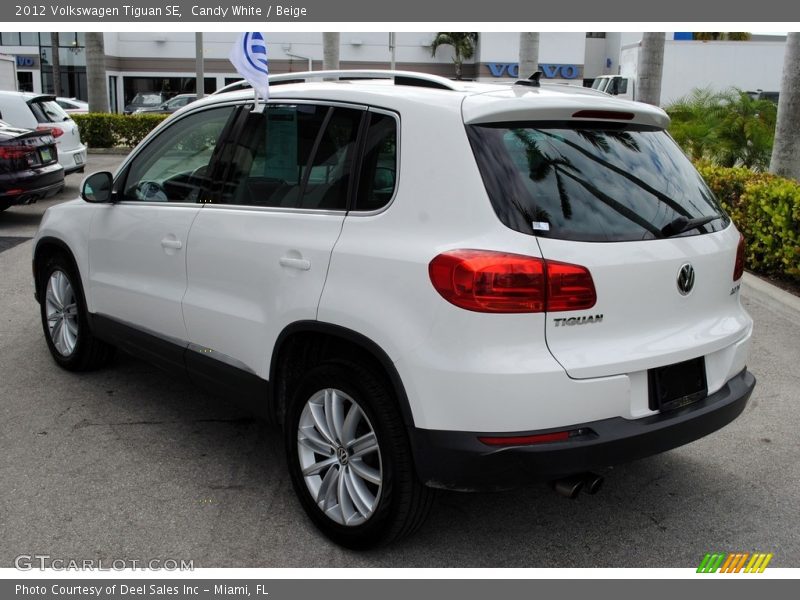 Candy White / Beige 2012 Volkswagen Tiguan SE