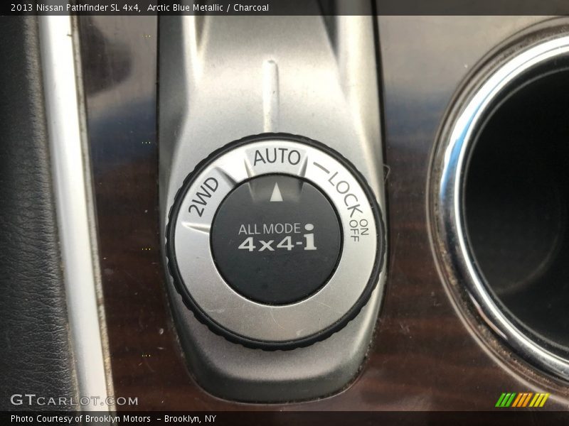Arctic Blue Metallic / Charcoal 2013 Nissan Pathfinder SL 4x4